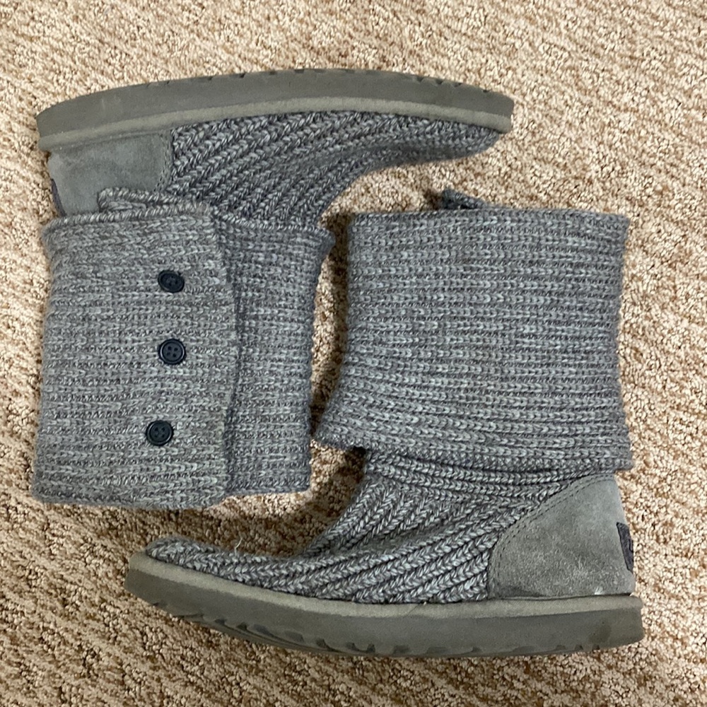 Ugg Women’s Classic Cardy - Gray | Size 8